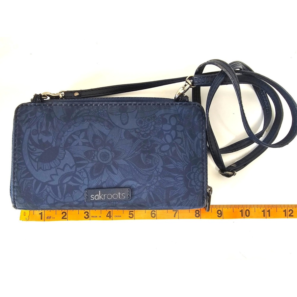 Sakroots Convertible Crossbody Wallet Navy Floral Print Detachable Strap Zip - Picture 4 of 4